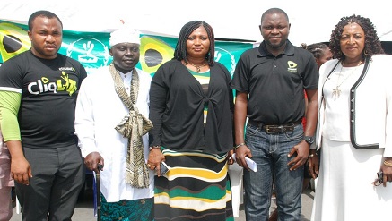 (L-r): Tochukwu Okafor, Etisalat Nigeria’s community relations officer; Muri Joe Edem, Anantigha traditional leader; (Mrs.) Majorie Eyo Asuquo, executive chairman, Calabar South LGA; Abdulwahab Umoru, specialist, Government Relations, Etisalat Nigeria, and Dr. Henrietta Henshaw, supervisor for Health, Calabar South LGA, during the Etisalat-Traffina Community Maternal Health Platforms  Programme held at the Council Secretariat, Calabar South, Cross River State, recently